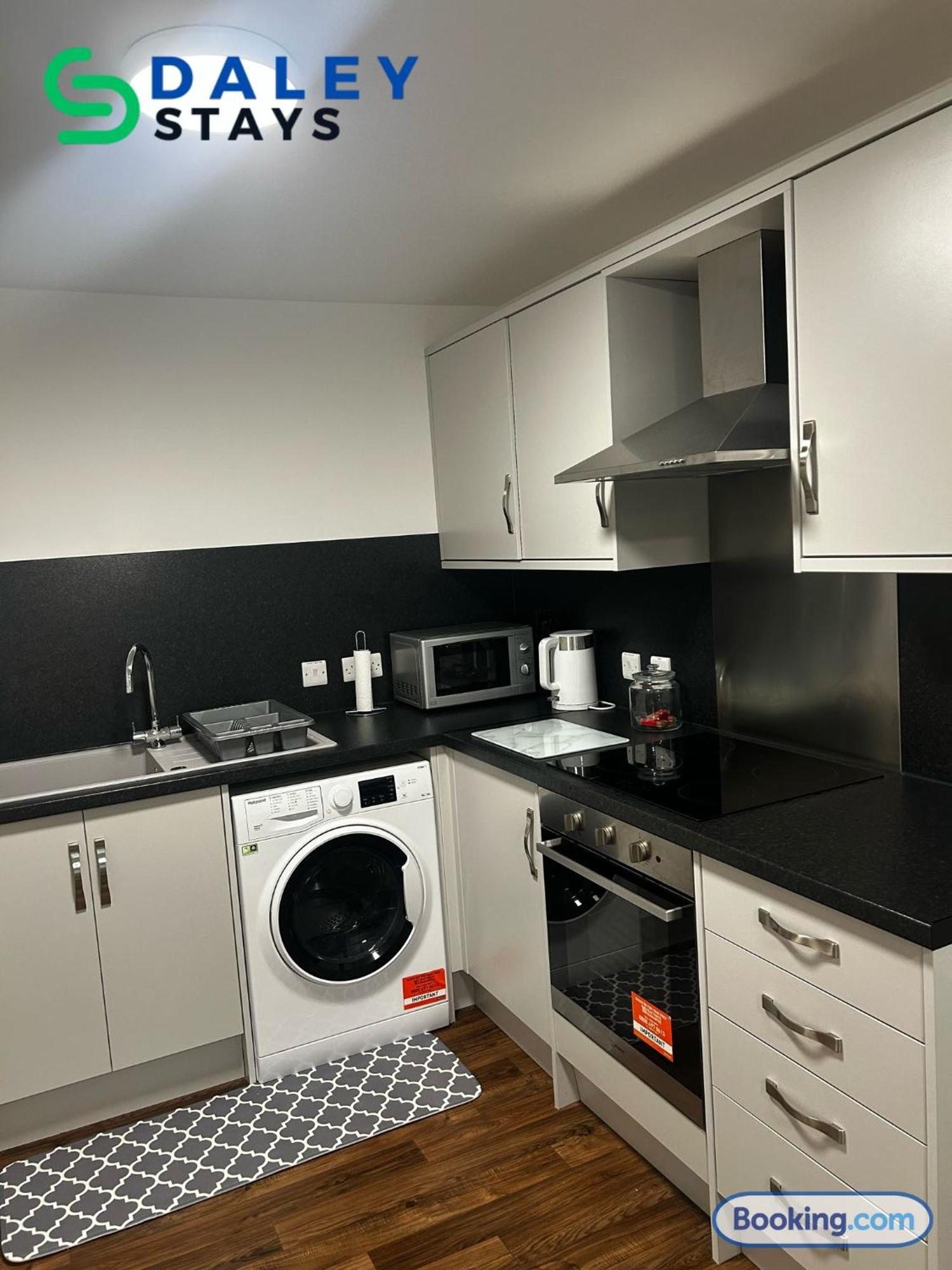 Failsworth Luxury Apartment With Free Parking By Daley Stays Manchester Eksteriør bilde